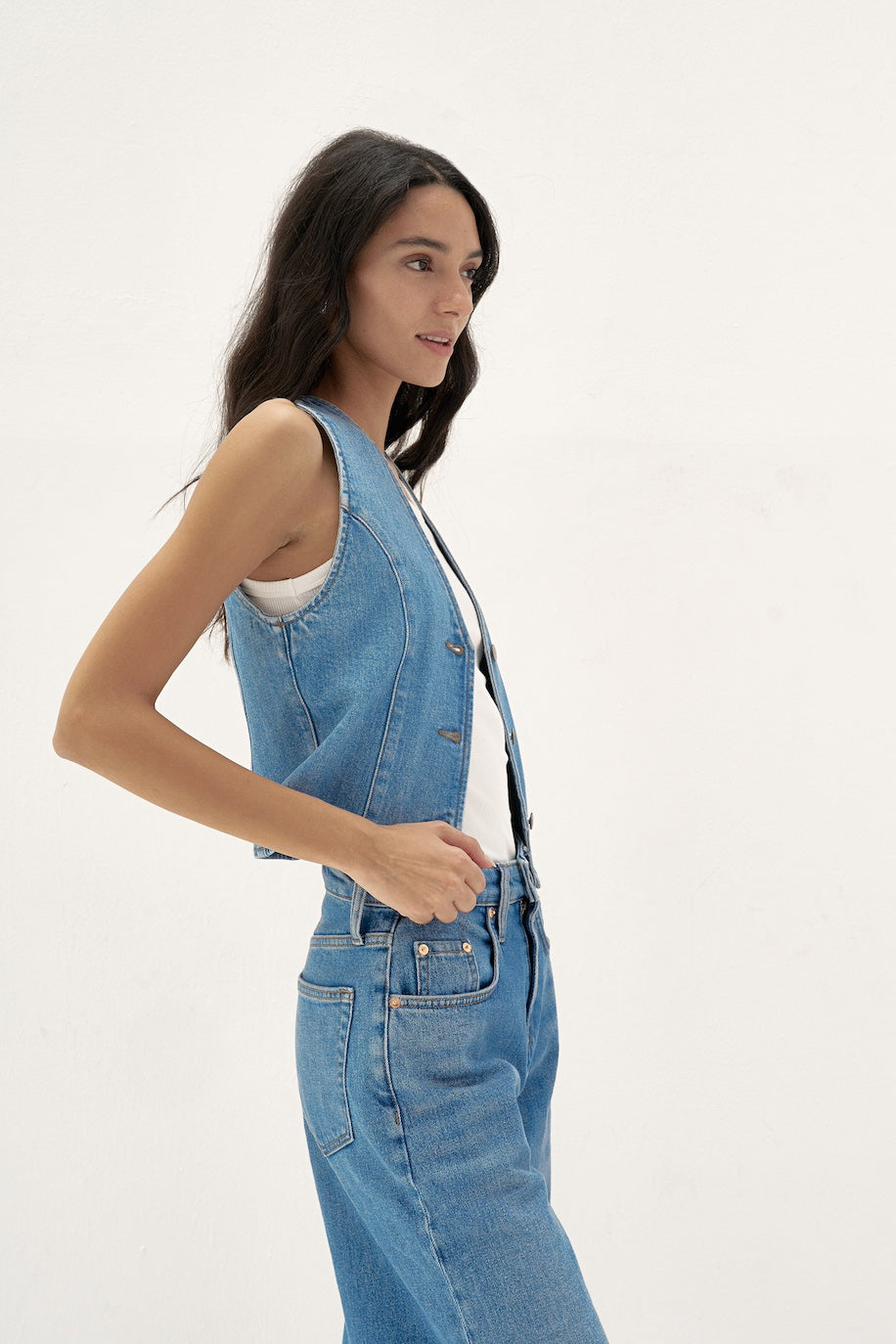 The REappear Vest