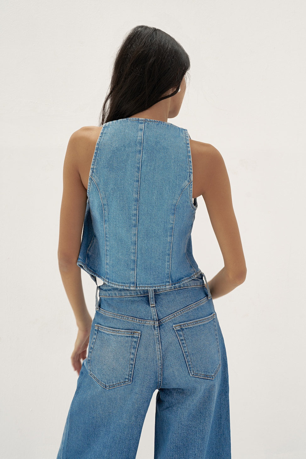 The REappear Vest